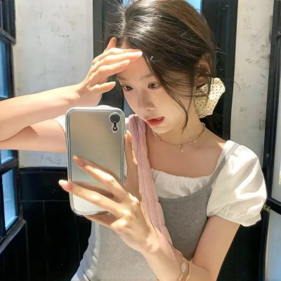 被炉、蜜桔和小猫